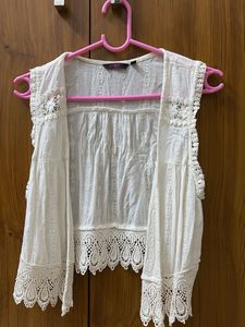 Elegant White Embroidered Lace Crop Top