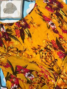 Vibrant Floral Pleated Tunic Top