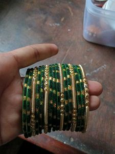 Elegant Green &amp; Gold Bangles Set