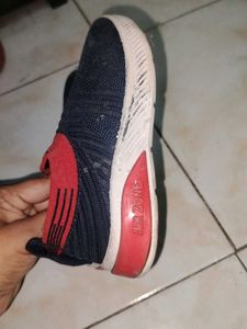 Kids Slip-On Sneakers size 9