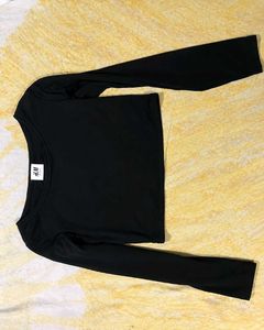H&M Black Long Sleeve Cropped Top