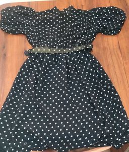 Chic Polka Dot Midi Dress with Belt