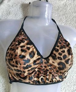 36 D Hot Look 💙
