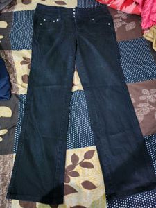 Black Jeans - High Waisted Style