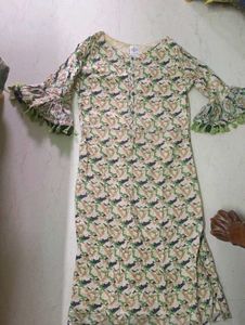 Boho Printed Midi Dress with Ruffled Sleeves