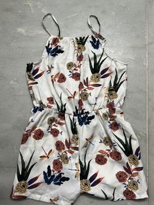 white sea beach jump suit