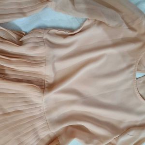 Chic Pleated Flared Sleeve Top
