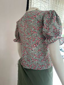 Vintage Floral Square Neck Puff Sleeve Blouse
