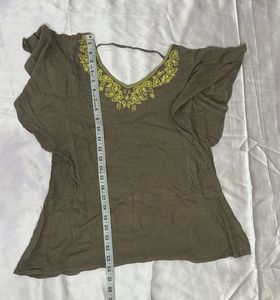 Embroidered top with Flared Sleeves