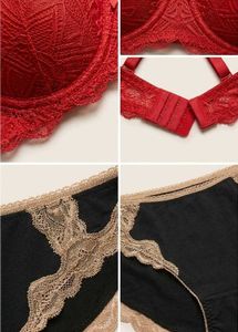 Red Lace Bra &amp; Black Panty Set 90cm