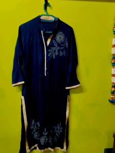 Elegant Red Kurta with Embellishments set of 2