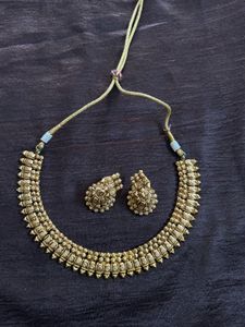 Golden Necklace and Earring Set
