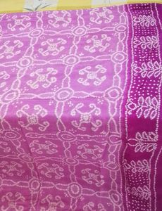 BRAND New Pink Bandhani Saree attached f
