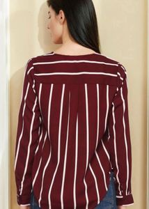 (Fits 32-34) Maroon Striped V-Neck Top ❤️