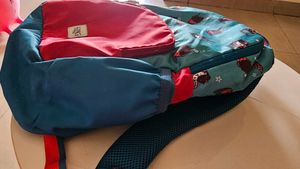 Wildcraft junior school bag