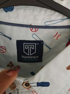Boys' Patterned Button-Down Shirt