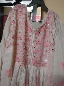 Elegant White &amp; Pink Kurta