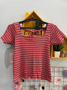 square neck top