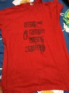 Red Graphic Print T-Shirt
