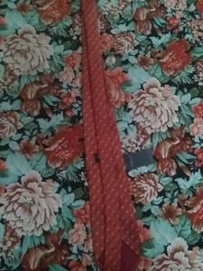 Classic Red Patterned Tie