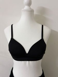 Comfortable Black Bra ✨ ( seamless)