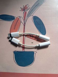 Lightning to 3.5mm Headphone Adapter