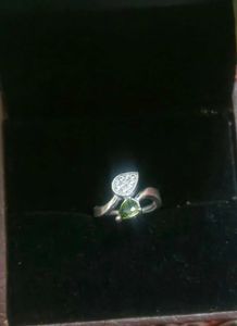 Leaf Design Gemstone Ring pure silver