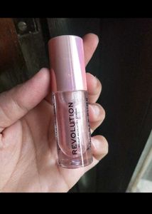 Revolutoin Shimmer Bomb lipgloss