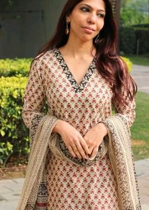 Elegant Ethnic Kurta Set