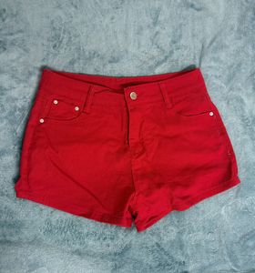 Y2K RED DENIM SHORT