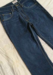 Vintage-Vibe Dark Wash Slim Straight Jeans