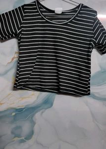 Striped T-Shirt girls new with tag, never used