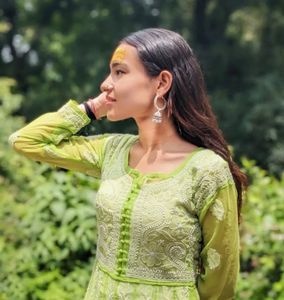 Elegant Green Embroidered Kurta