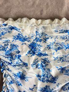 Chic Blue &amp; White Ruched Tube Top