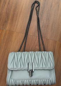 beautiful sling bag for women’s