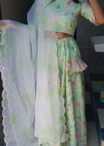 lehnga choli with long dupatta