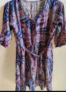 (7) -Tops /Dresses