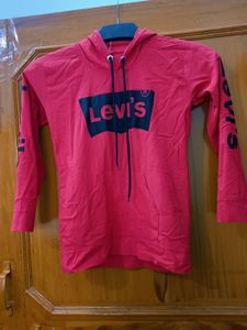 Levi's Red Graphic T-Shirt