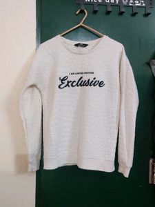 Sweatshirt