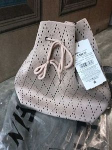 Chic Knitted Drawstring Bag