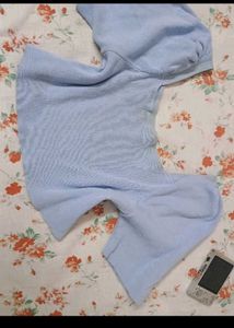 combo light blue and green top
