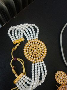 CLEARANCE SALE White Pearl Maharani Choker