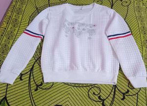White Quilted Sweatshirt