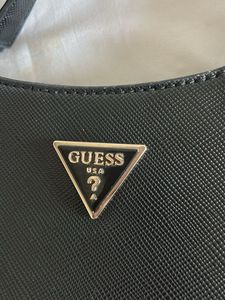 Guess Black Shoulder Handbag