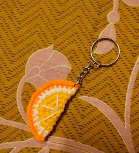 crochet orange keychain 🍊