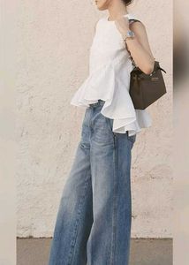Cotton tops with Embellished lace