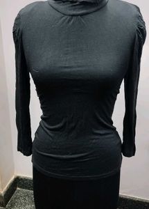 Elegant Black Turtleneck Long Sleeve Top