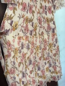 Elegant Floral Tiered Midi Dress