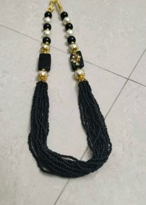 Elegant Black Beaded Necklace
