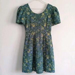 Floral Print Puff Sleeve Dress